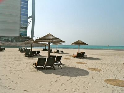 Plaża Jumeirah z widokiem na Burj Al Arab
